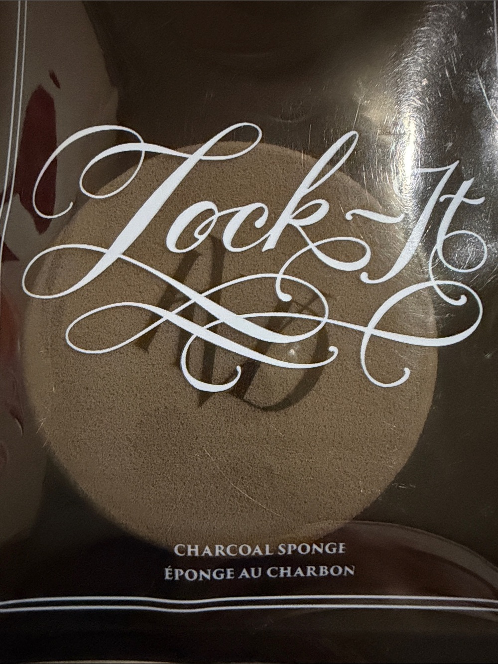 KVD Lock-It Charcoal Sponge - Picture 4 of 4